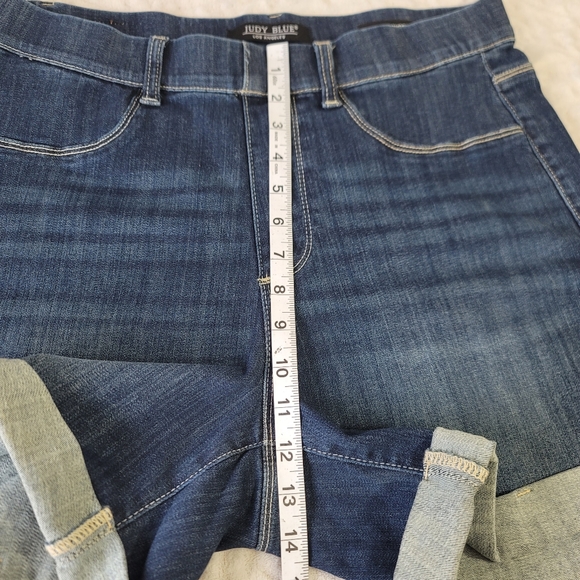 JUDY BLUE Pull-on Short Women's Size 1XL Dark Wash Denim - Picture 9 of 15